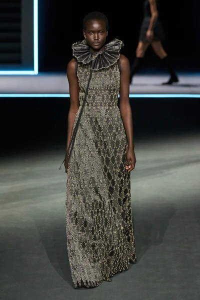 Look 72